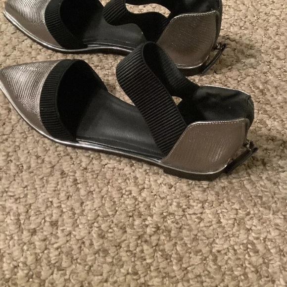 Jady Rose size 8 leather pointed toe silver flats - Picture 5 of 6